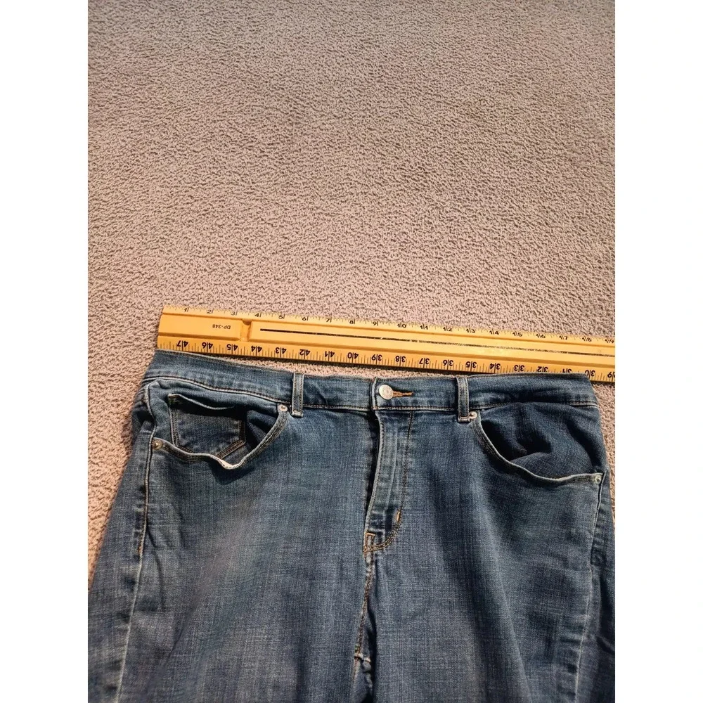 Levi's Classic Bootcut Women's 14L W32 L34 Medium Wash Blue Denim Jeans Tall‎